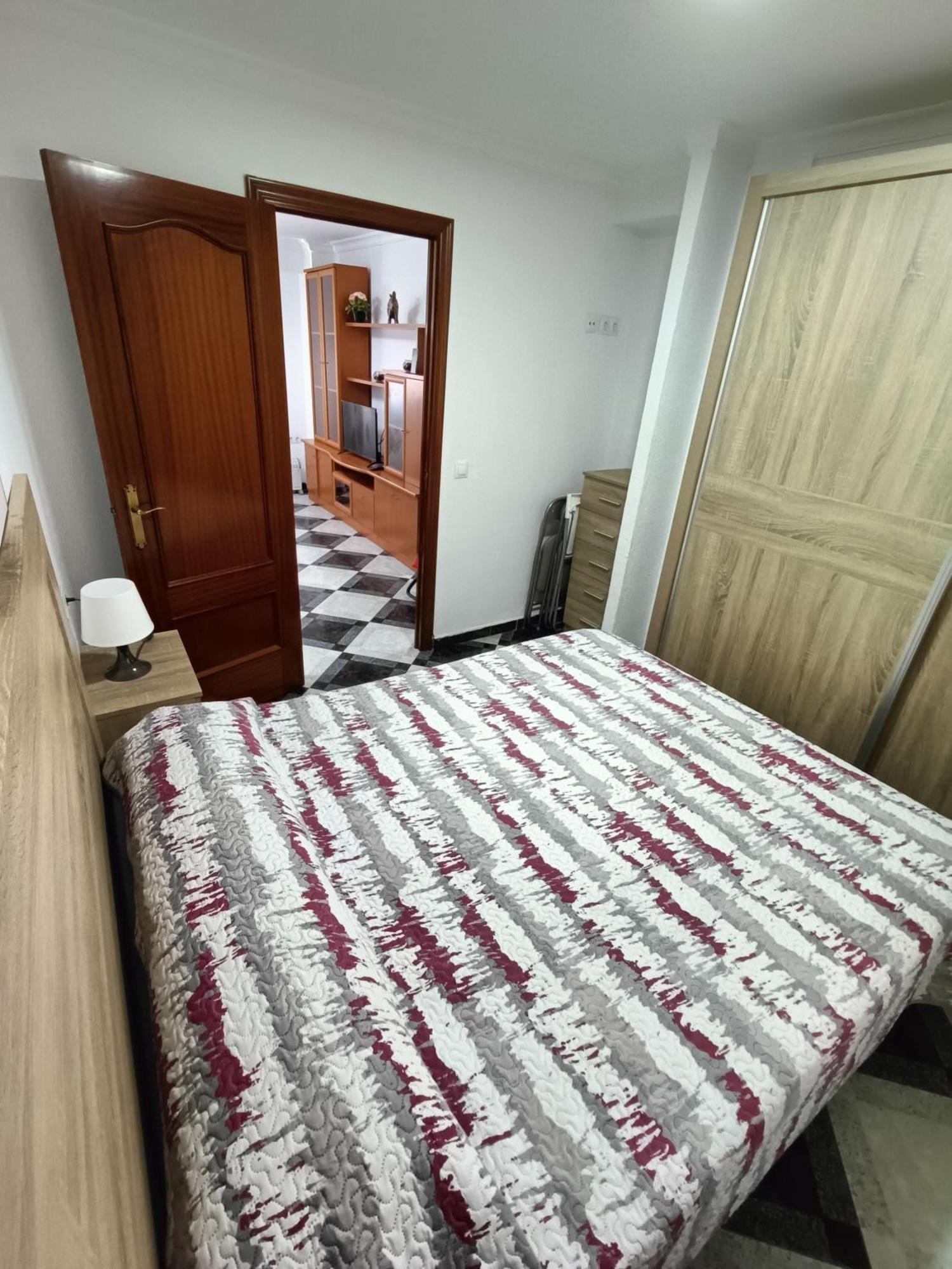 Ferienwohnung Piso Calidad Precio Junto A La Playa De La Victoria Cádiz Exterior foto